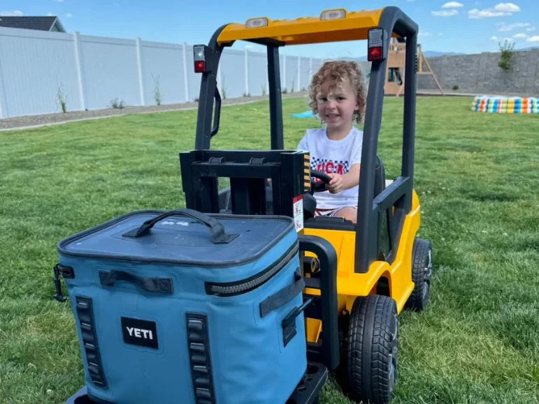 24V Kids Electric Ride-On Forklift Toy with Functional Electric Lift & 2.4G Parental Remote Control